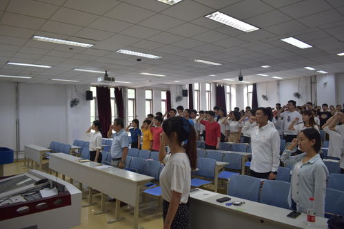 食品科學與工程學院黨委舉行新黨員入黨宣誓儀式